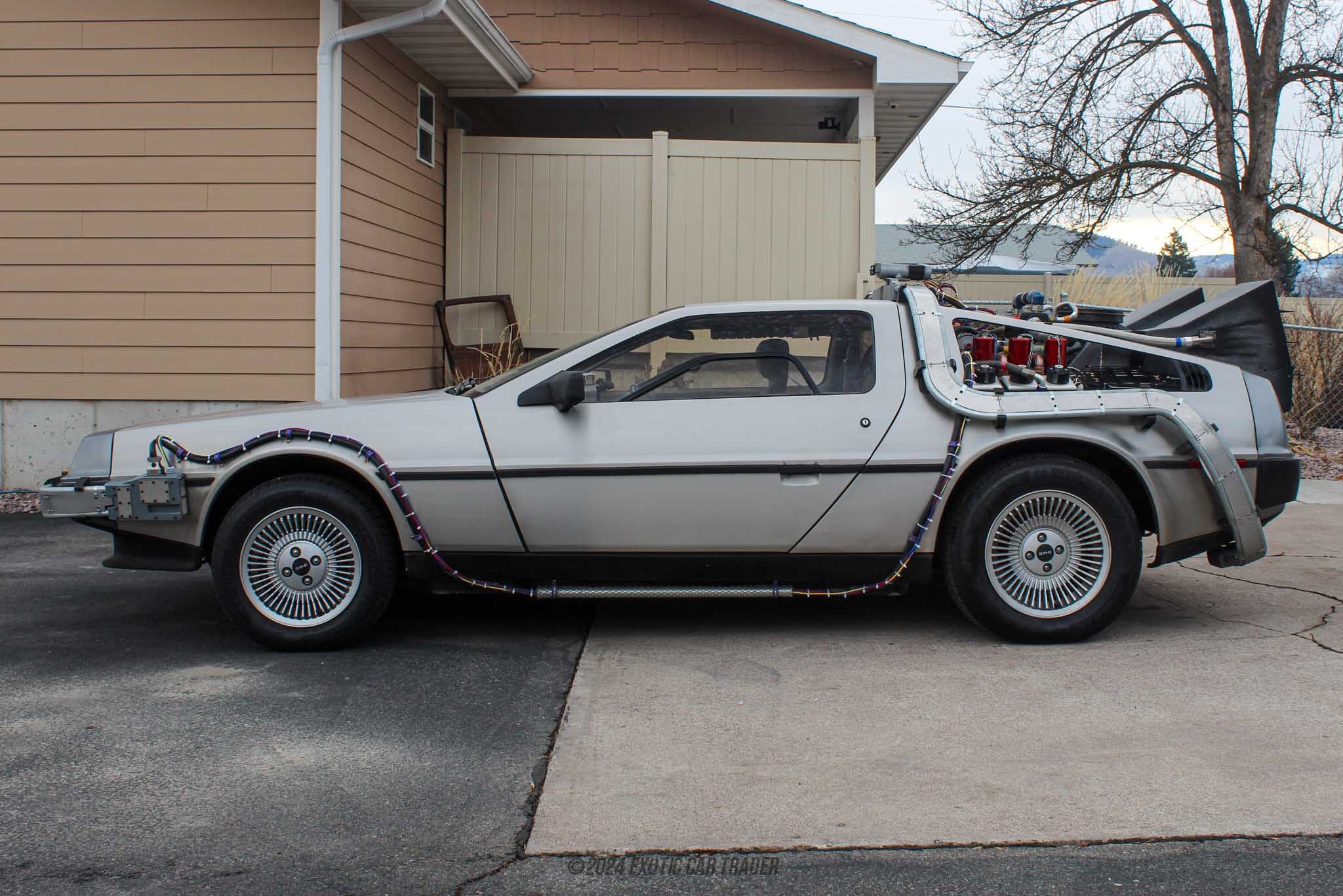 タイムセール 半額 DMC DeLorean 1982 12 Car Exotic | Sale for Machine Time 邦楽